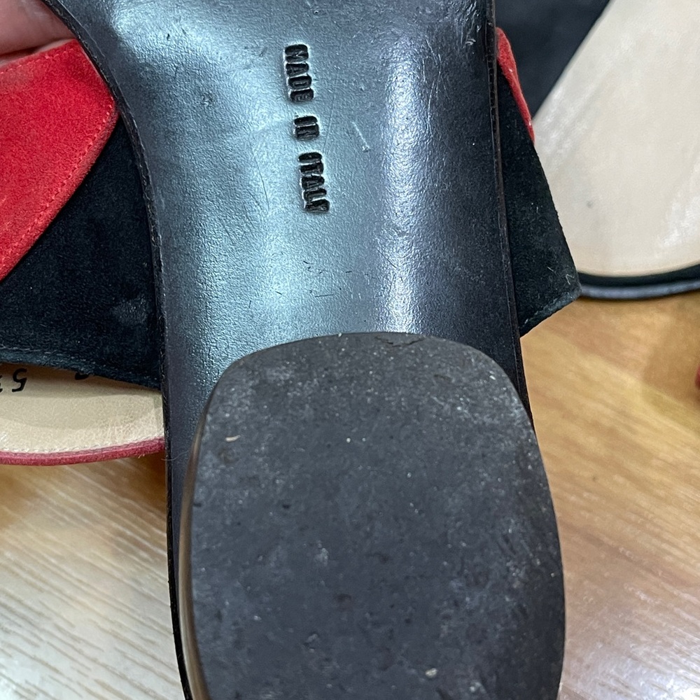 Beautifully Designed And Comfortable. - image 5